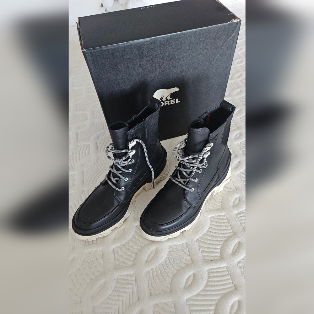Sorel Boot Lace Up Black Leather Rubber Size 8, Used Once, Exellent Condition